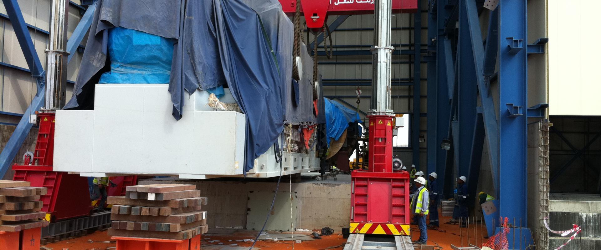 OHH - Installation Using 500t Gantry Crane